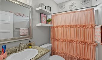 707 Starboard Ct, Aransas Pass, TX 78336