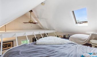 74 Third St, Newport, RI 02840