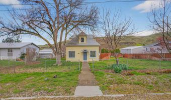 815 2nd St, Asotin, WA 99402