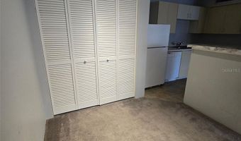 300 LAKEPOINTE Dr 204, Altamonte Springs, FL 32701