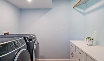 621 HARBOR Dr, Annapolis, MD 21403