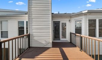 760 Woodside Trails Dr 203, Ballwin, MO 63021