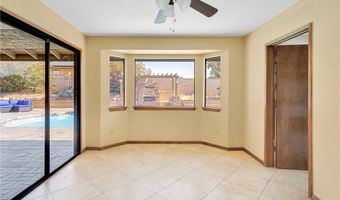19996 Eyota Rd, Apple Valley, CA 92308