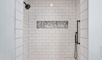 6 Pigeon Hill Rd, Brookline, NH 03033