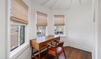 23 Mt. Vernon St, Newport, RI 02840