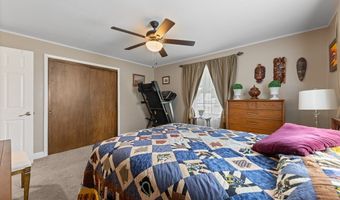 958 Cornell Dr, Alliance, OH 44601