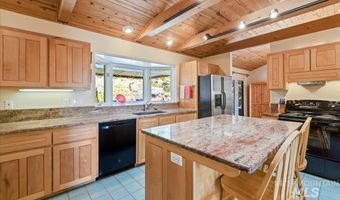 2064 S Stone Ridge Way, Boise, ID 83712