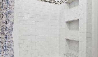 101 Broad St 8C, Boston, MA 02110