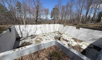 327 South Rd, Bethlehem, NH 03574