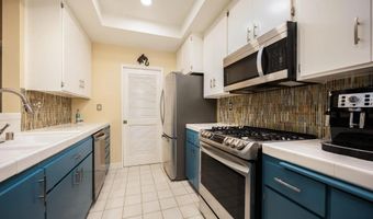 521 Arbor Dr 105, San Diego, CA 92103