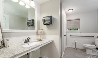 5919 Buffalo Gap Rd, Abilene, TX 79606