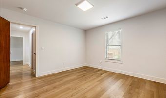 1808 SW D St, Bentonville, AR 72712