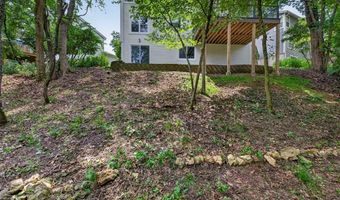 1592 Greenfield Crossing Ct, Ballwin, MO 63021
