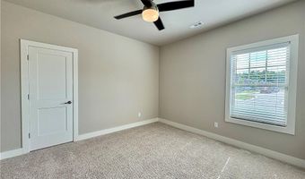900 NE Heights Ln, Bentonville, AR 72712