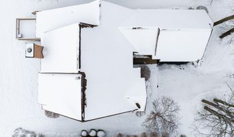 2222 Stonebridge Dr N, Ann Arbor, MI 48108