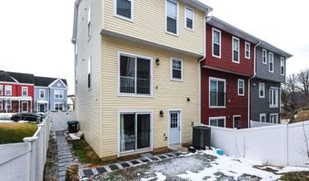 5016 IVORY WALTERS Ln SE, Washington, DC 20019