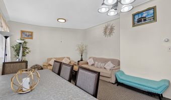 98 W 49TH St, Bayonne, NJ 07002