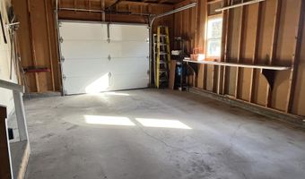 603 S 10th St, Albia, IA 52531