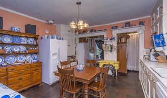 1822 Brevard Pl, Camden, SC 29020