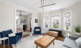 26 Narragansett Ave, Newport, RI 02840