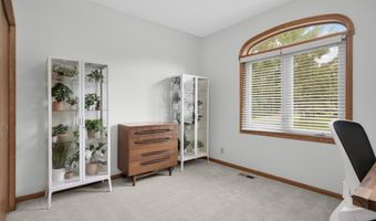 15030 Avocet St NW, Andover, MN 55304