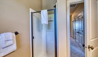547 FRONT St, Rockaway Beach, OR 97136