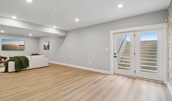 908 MIDBROOK Ln, Bowie, MD 20716