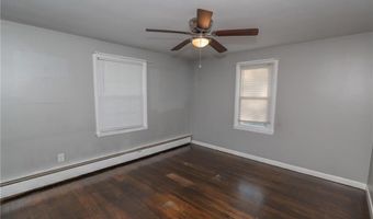 3 Luther St, Johnston, RI 02919