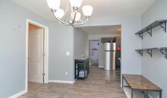 816 E HARRISON St, Appleton, WI 54915