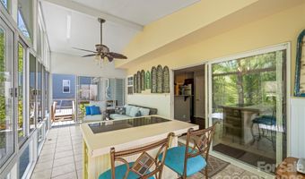 27 Sunview Cir, Arden, NC 28704