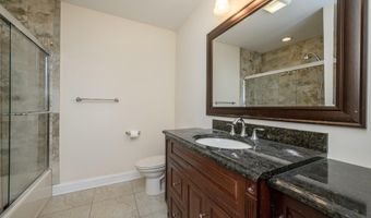 25 White Oak Ln, Aberdeen, NJ 07747