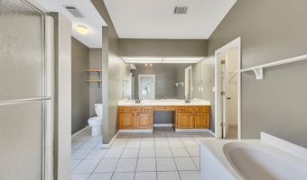 4935 Tanners Spring Dr, Alpharetta, GA 30022