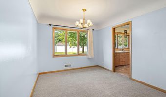 105 21st St NW, Austin, MN 55912