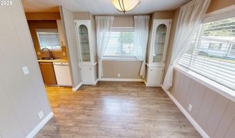 16131 W HOFFELDT Ln 27, Brookings, OR 97415