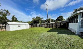 402 PINE St, Auburndale, FL 33823