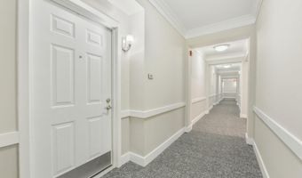 20600 HOPE SPRING Ter 202, Ashburn, VA 20147