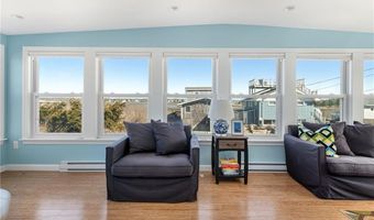 6 Macalder St, Narragansett, RI 02882