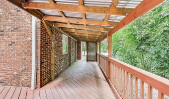 2403 SHERWOOD HALL Ln, Alexandria, VA 22306