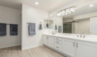 1684 E COCONINO Dr, Chandler, AZ 85249