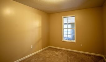 800 Pond Lick Rd, Annville, KY 40402