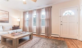 25 Stony Brook Dr, Cranston, RI 02920