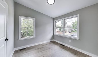 5209 10TH Pl S, Arlington, VA 22204