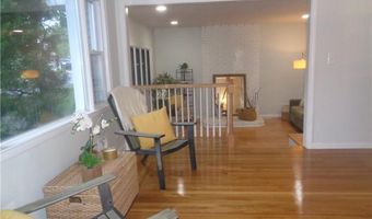 155 Lewiston St, Warwick, RI 02889