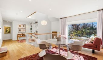 5619 OAKMONT Ave, Bethesda, MD 20817