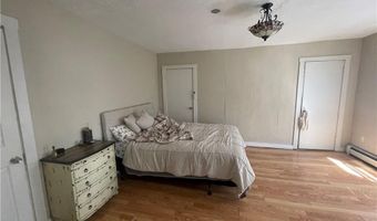 38 Freebody St 205, Newport, RI 02840