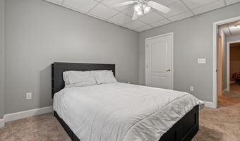 100 LANE PARK Dr, Alabaster, AL 35114