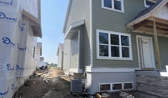 2811 Crinkle Root Dr, Fitchburg, WI 53711