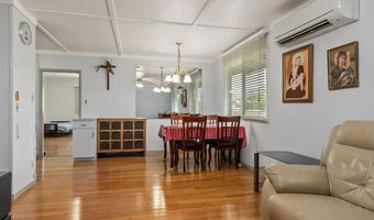 396 Kahiki St, Kahului, HI 96732