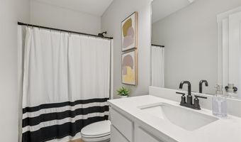 1404 NW Arbor Dr, Ankeny, IA 50023