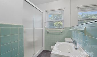 955 Hickory Nut St, Charlotte, NC 28205